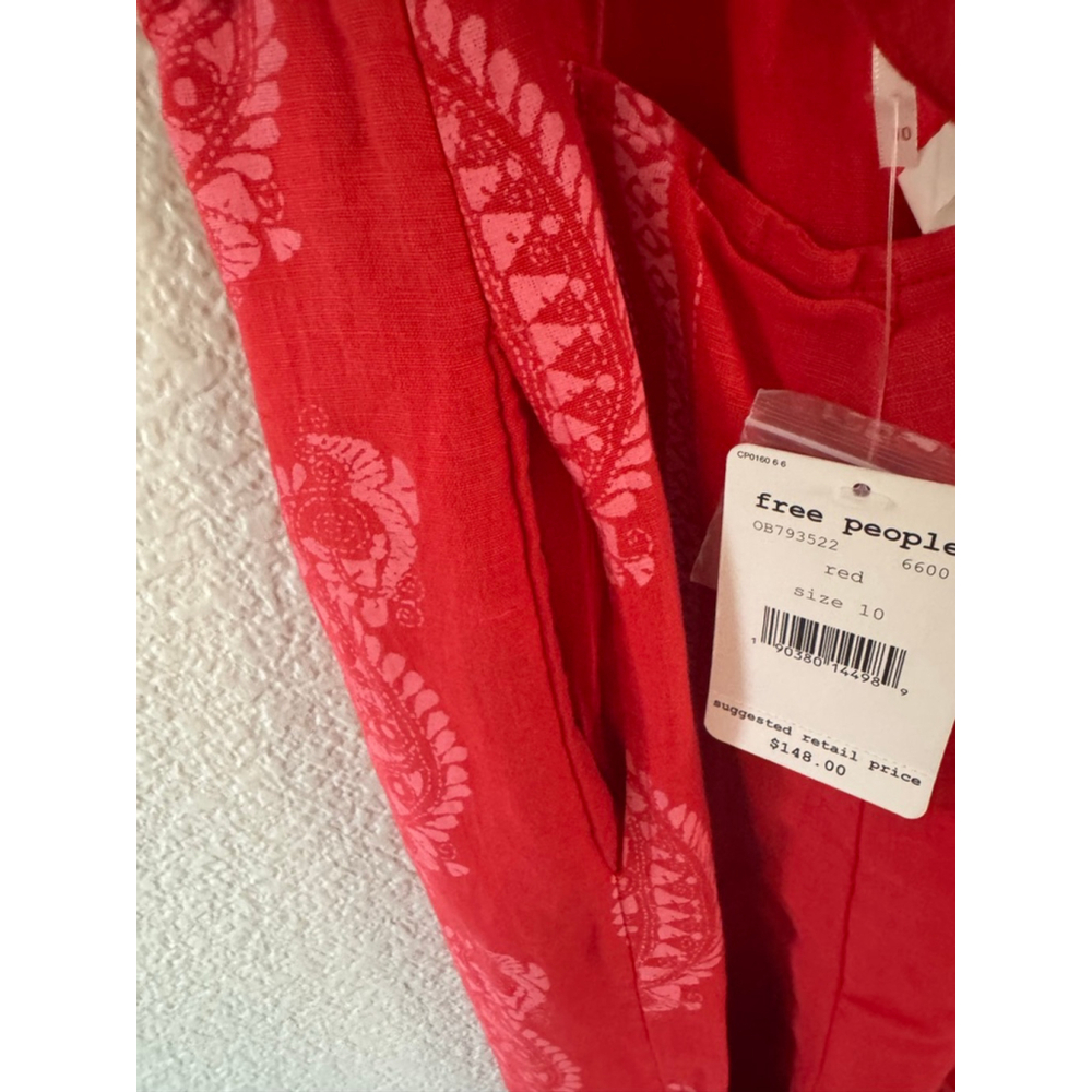 Free People Feel The Sun Red Bandana Jumpsuit NWT Sz 10 Boho Paisley Prairie - Picture 9 of 10